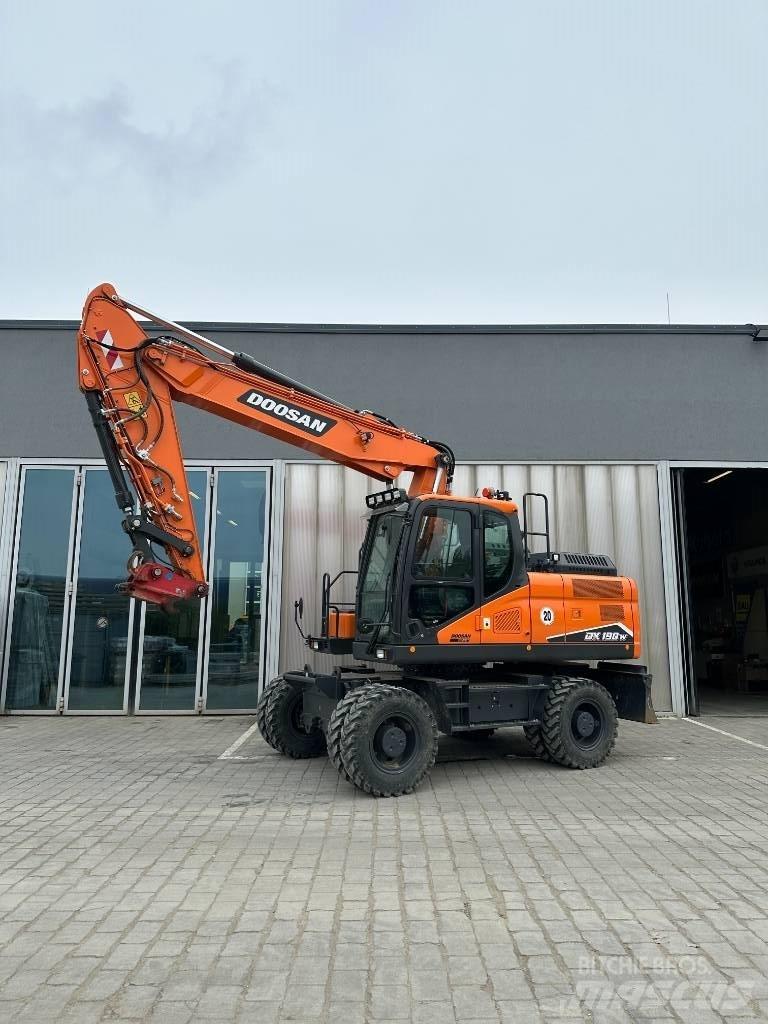 Doosan DX 190 W-7 Hjulgrävare
