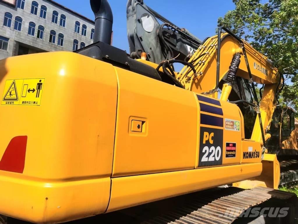 Komatsu PC 220-7 Bandgrävare