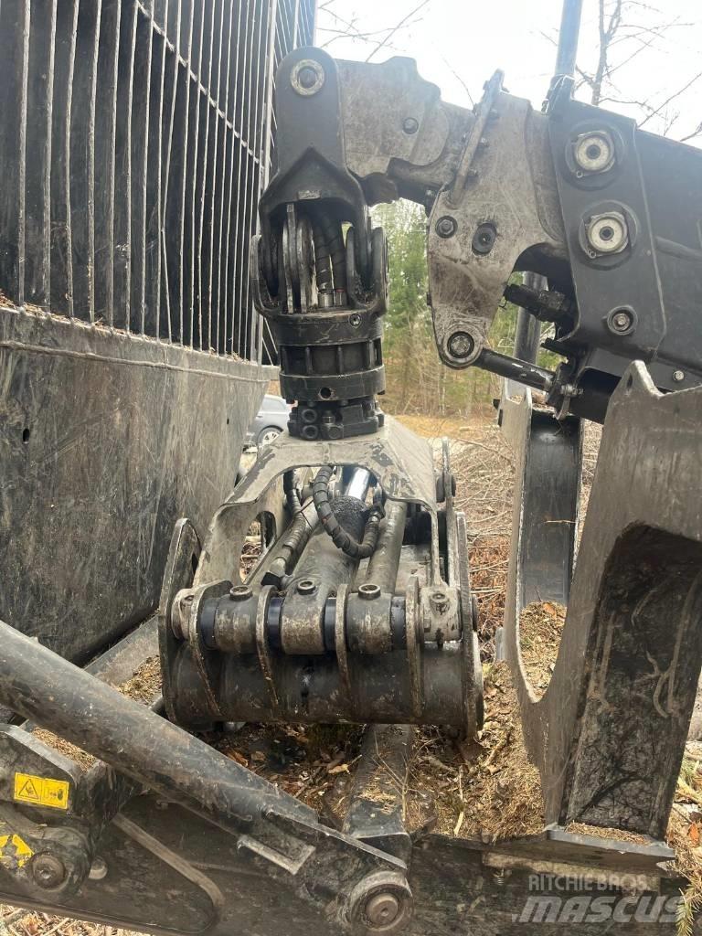 Komatsu 875 Skotare