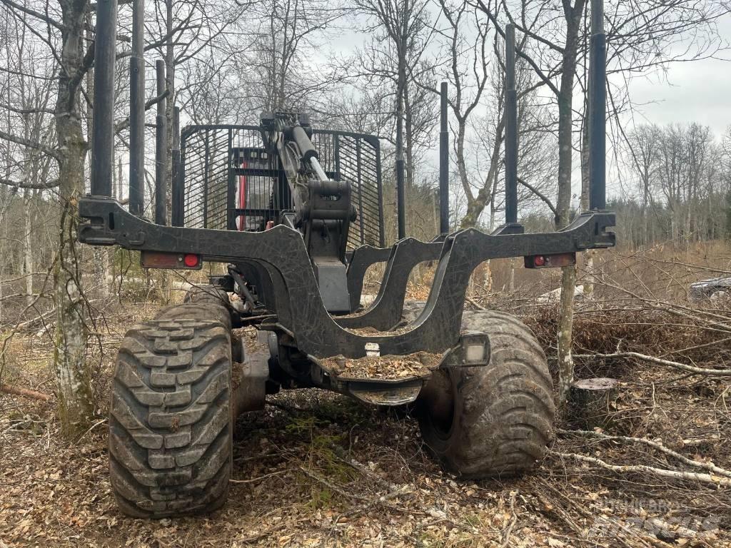 Komatsu 875 Skotare