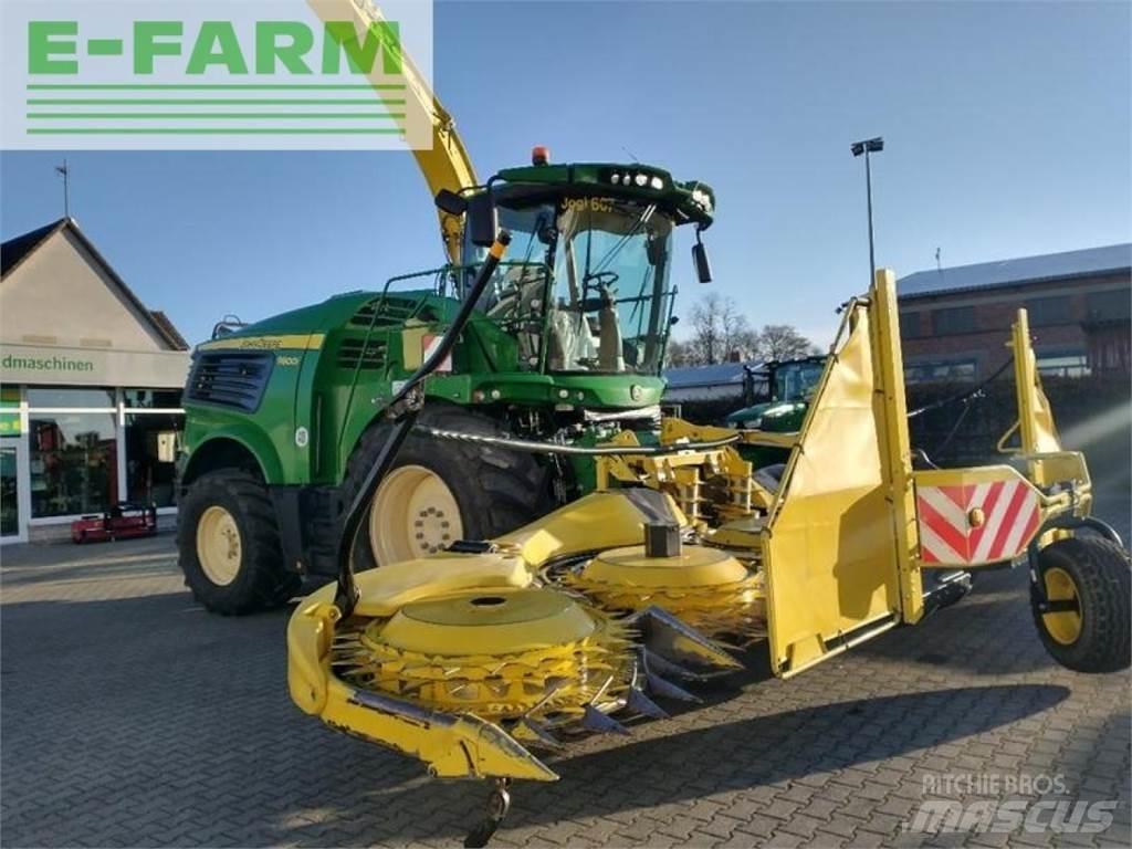 John Deere 9800 Självgående fälthackar