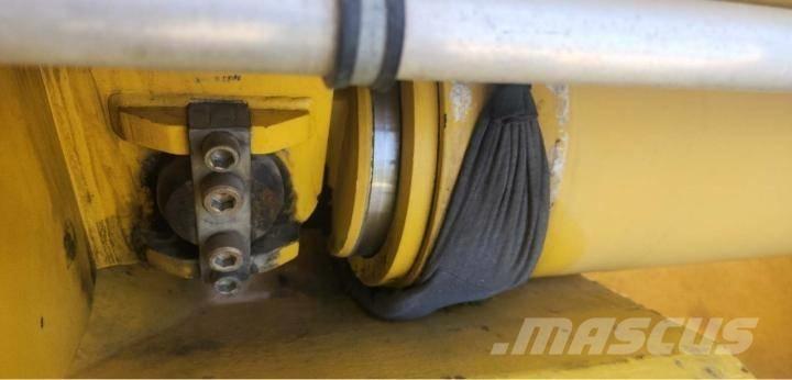 Demag AC 120-1 Allterrängkranar