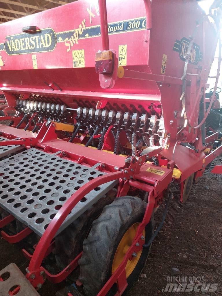 Väderstad Rapid300C Kombisåmaskiner