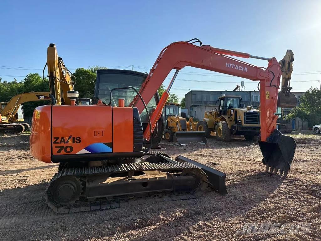 Hitachi ZX 70 Midigrävmaskiner 7t - 12t