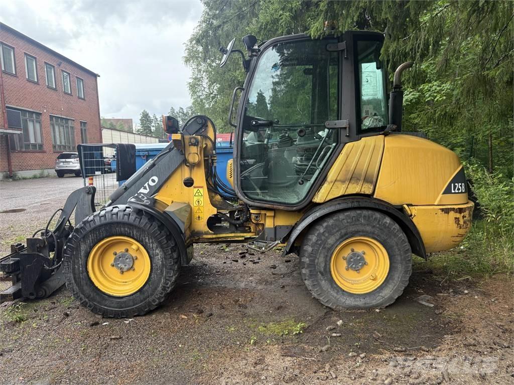 Volvo L 25 B Hjullastare
