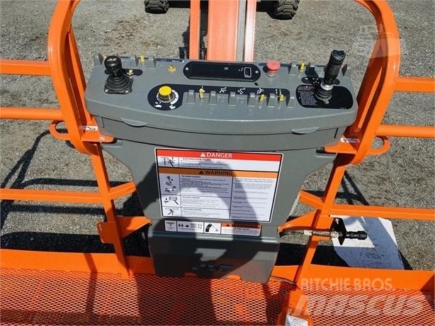 JLG 460 SJ Teleskop bomliftar