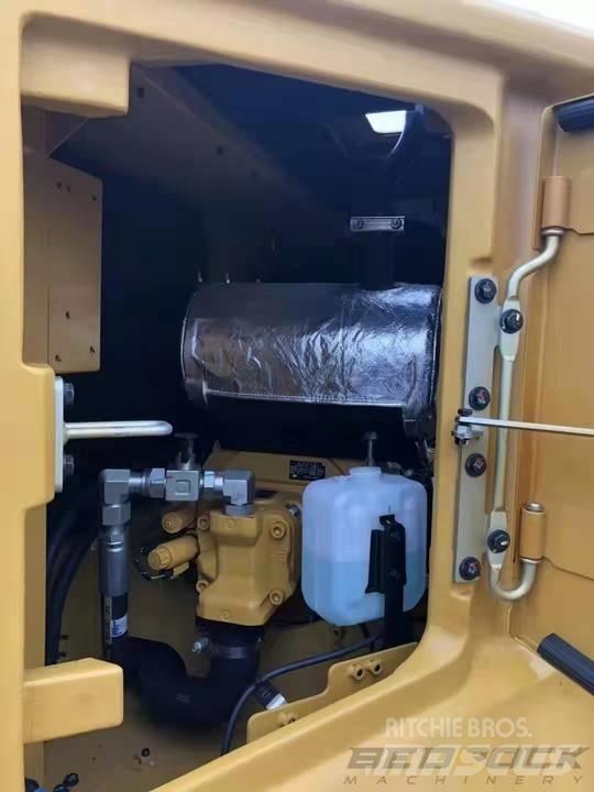 CAT 307.5 Minigrävare < 7t