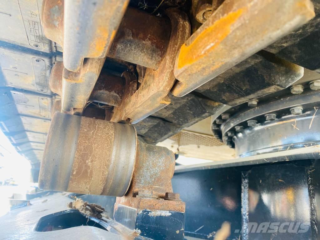 Komatsu pc138us-11eo Bandgrävare