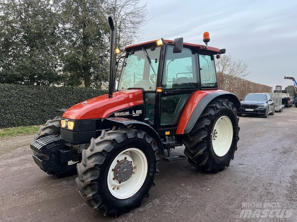 New Holland L 85 DT Traktorer