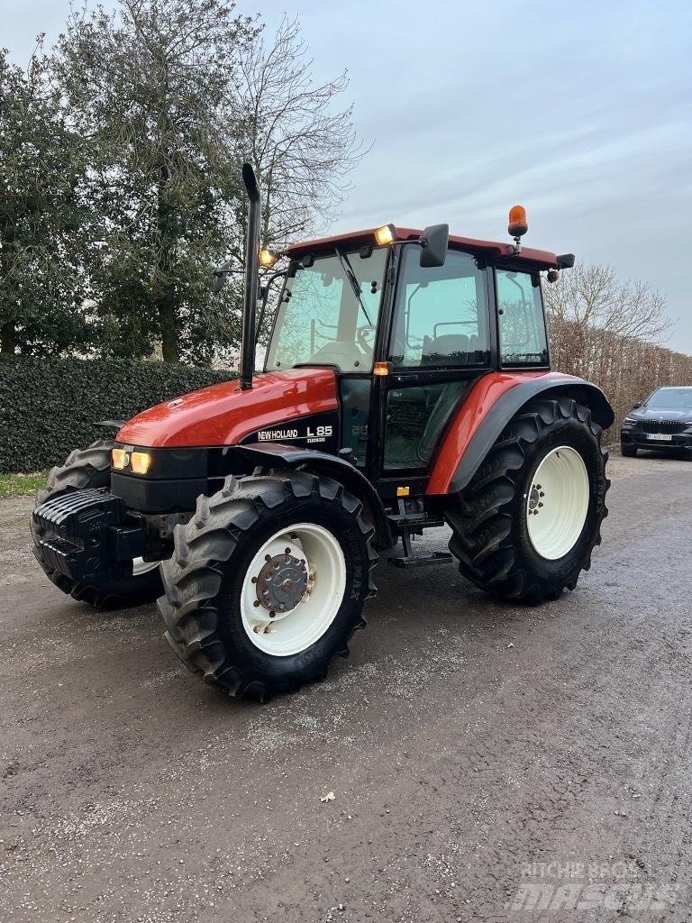 New Holland L 85 DT Traktorer
