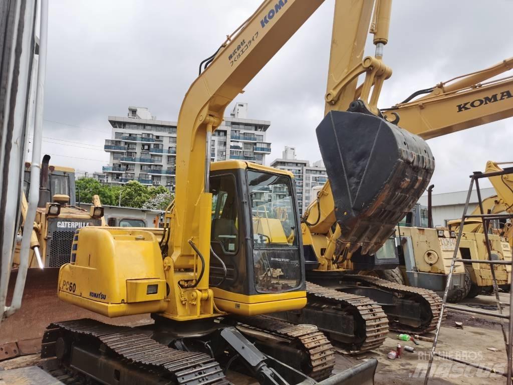 Komatsu PC60-7 Bandgrävare