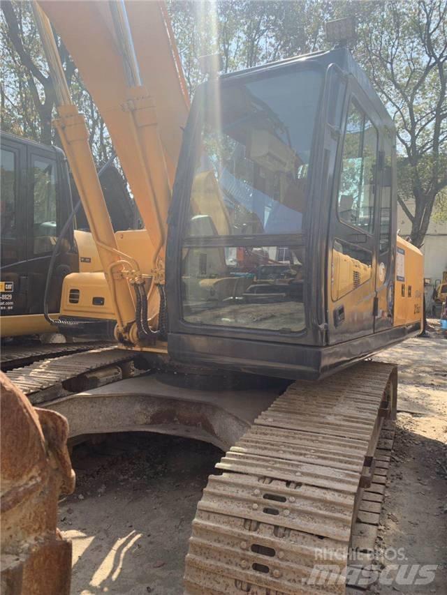 Hyundai R215-7 Bandgrävare