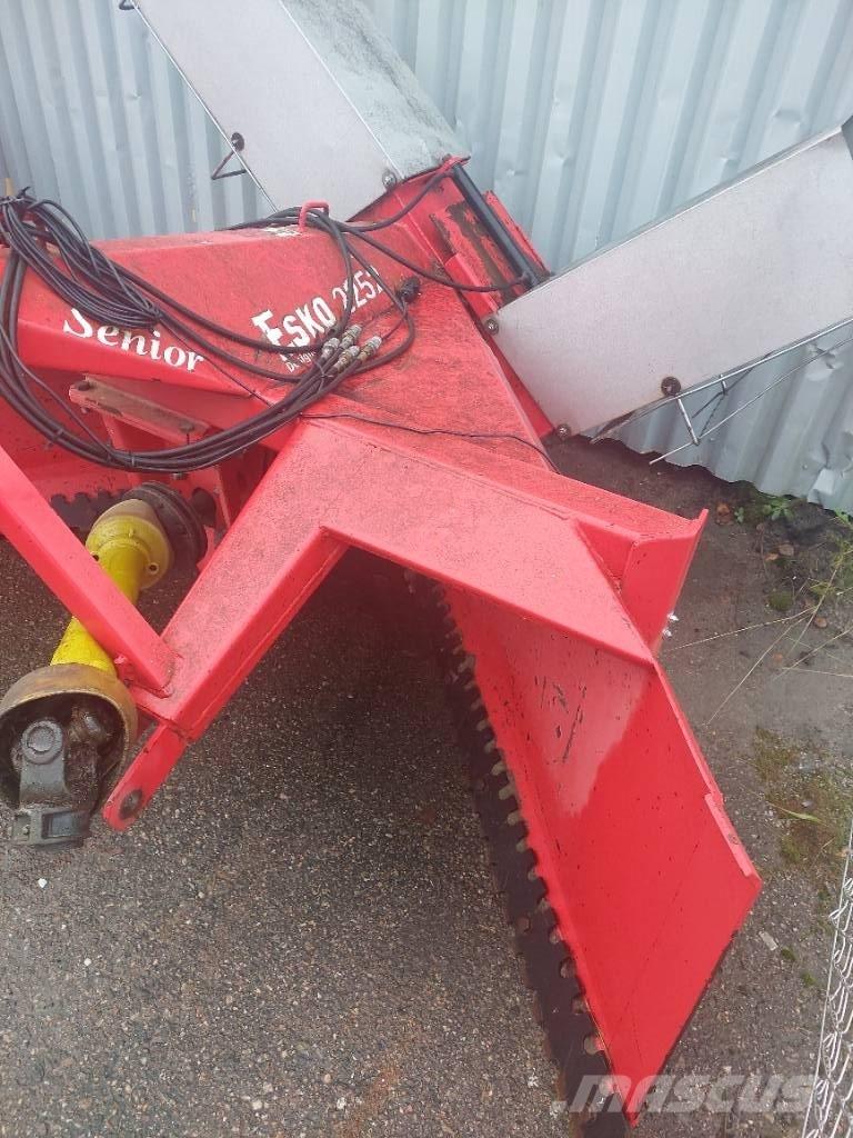 Esko 2252 H Snöslungor och -fräsar