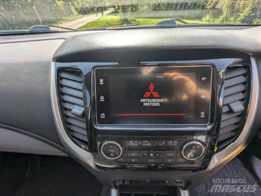 Mitsubishi L 200 Flakbilar/Pickuper