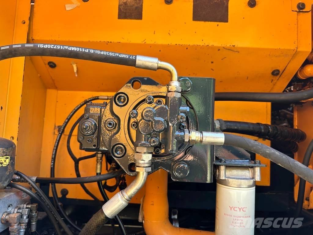 Hyundai R305LC-9s Bandgrävare