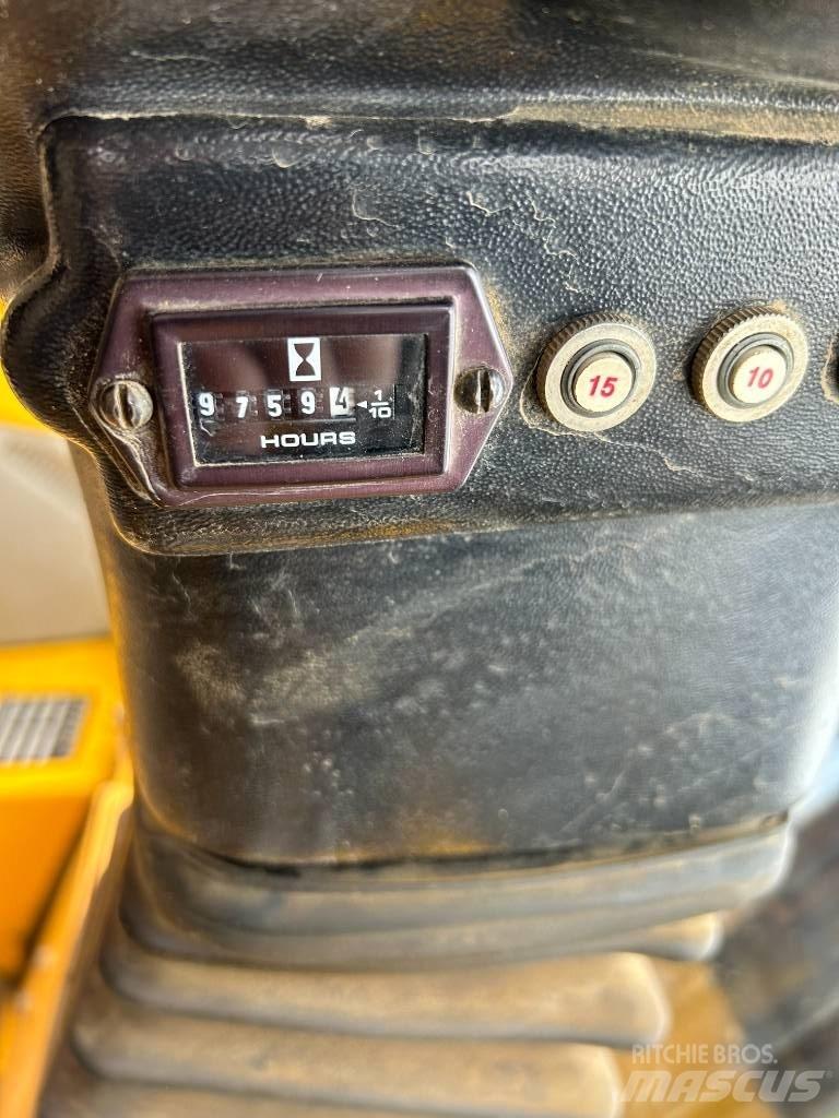 Load Lifter 2416-12D Terrängtruck