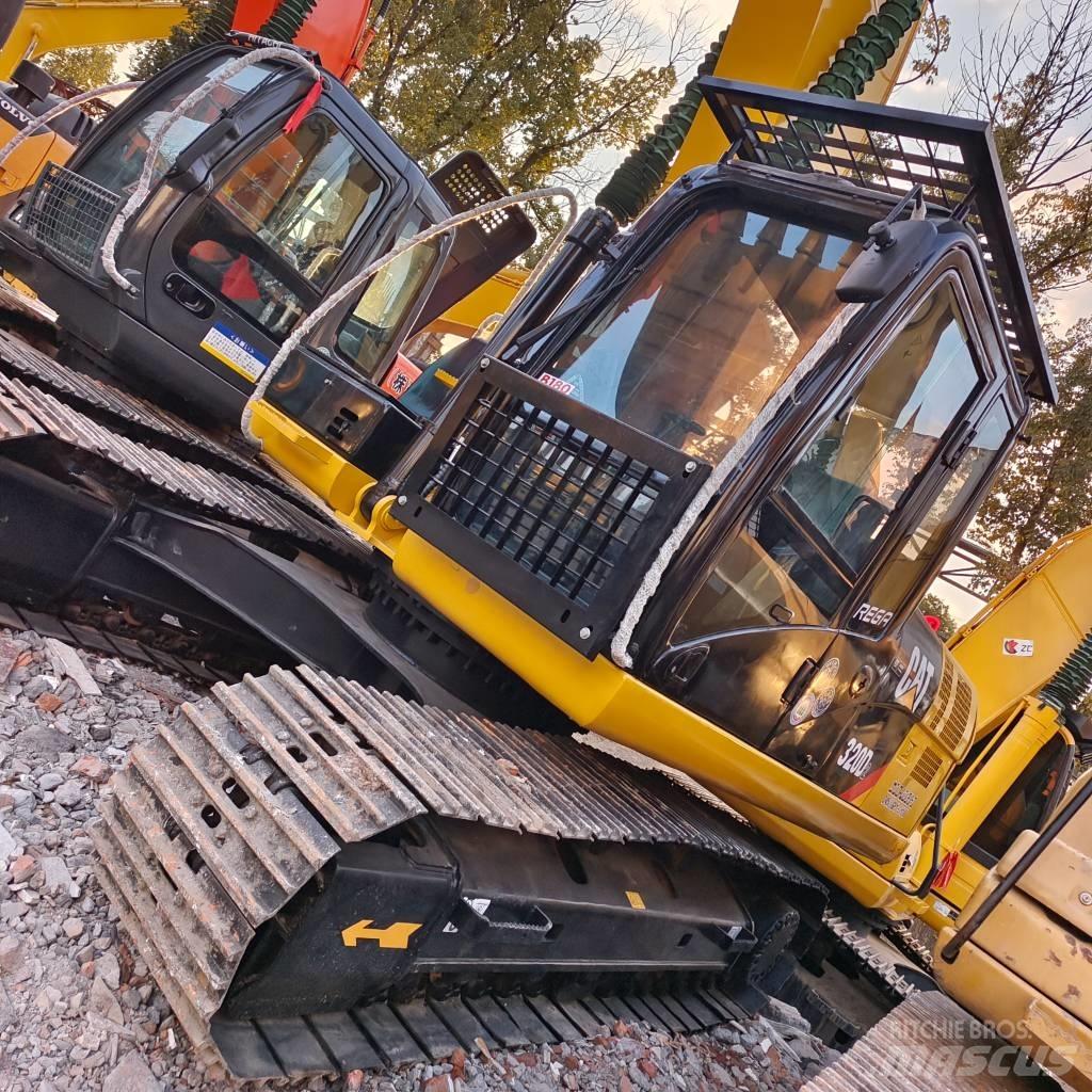 CAT 320 D Bandgrävare