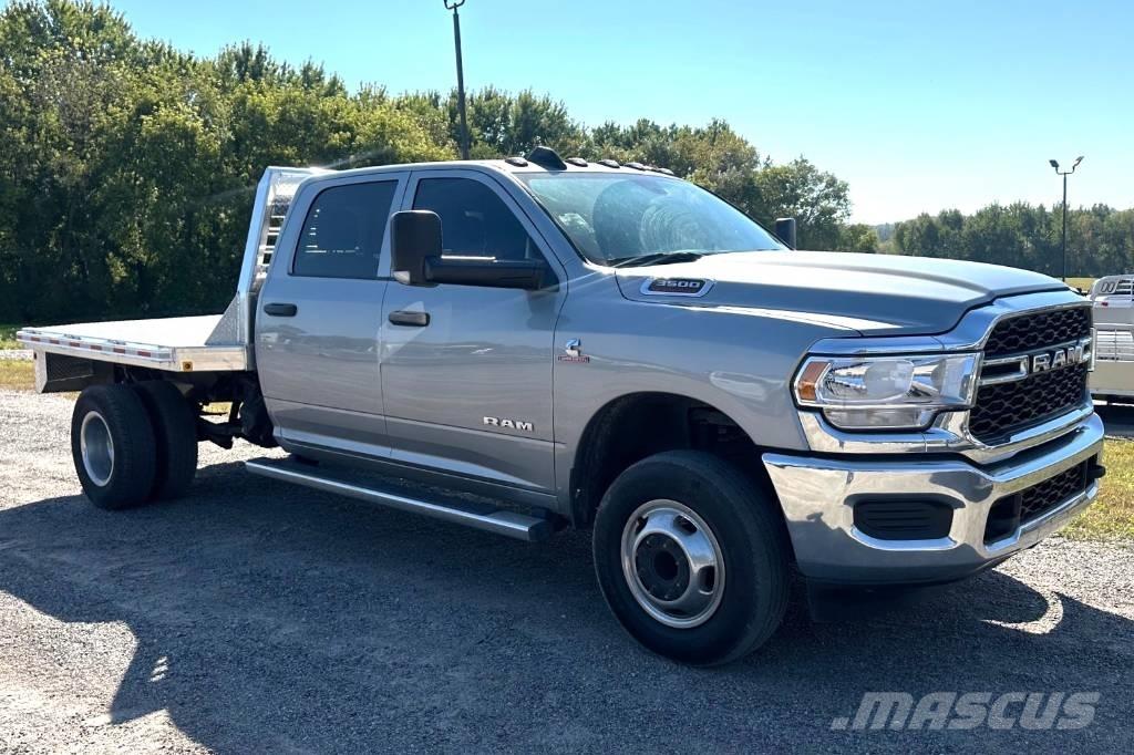 RAM 3500 TRADESMAN Flakbilar