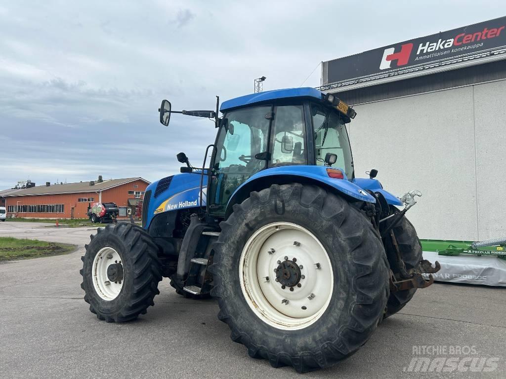 New Holland TG 230 Traktorer