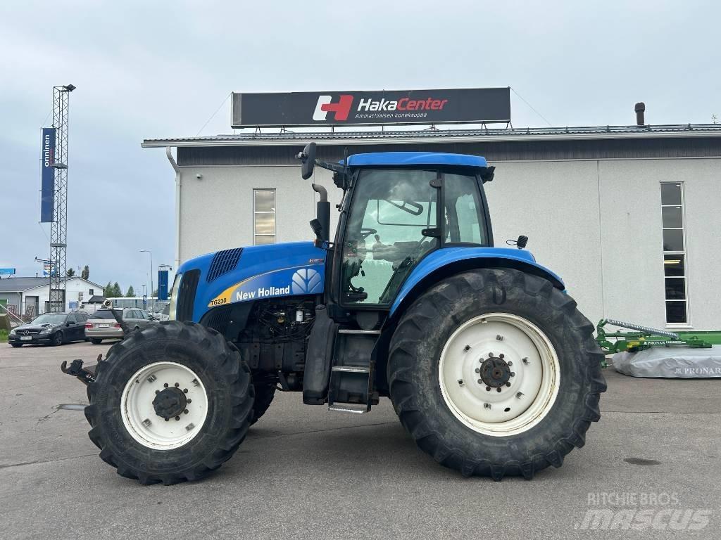 New Holland TG 230 Traktorer
