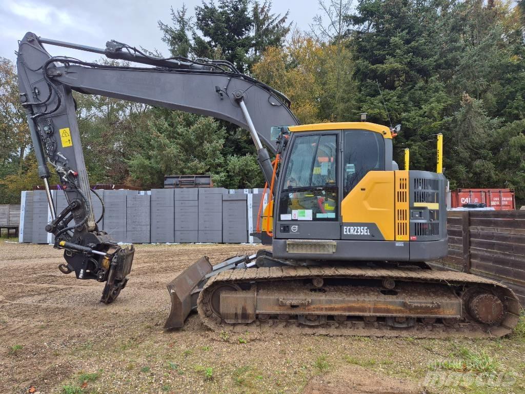 Volvo ECR235EL Bandgrävare