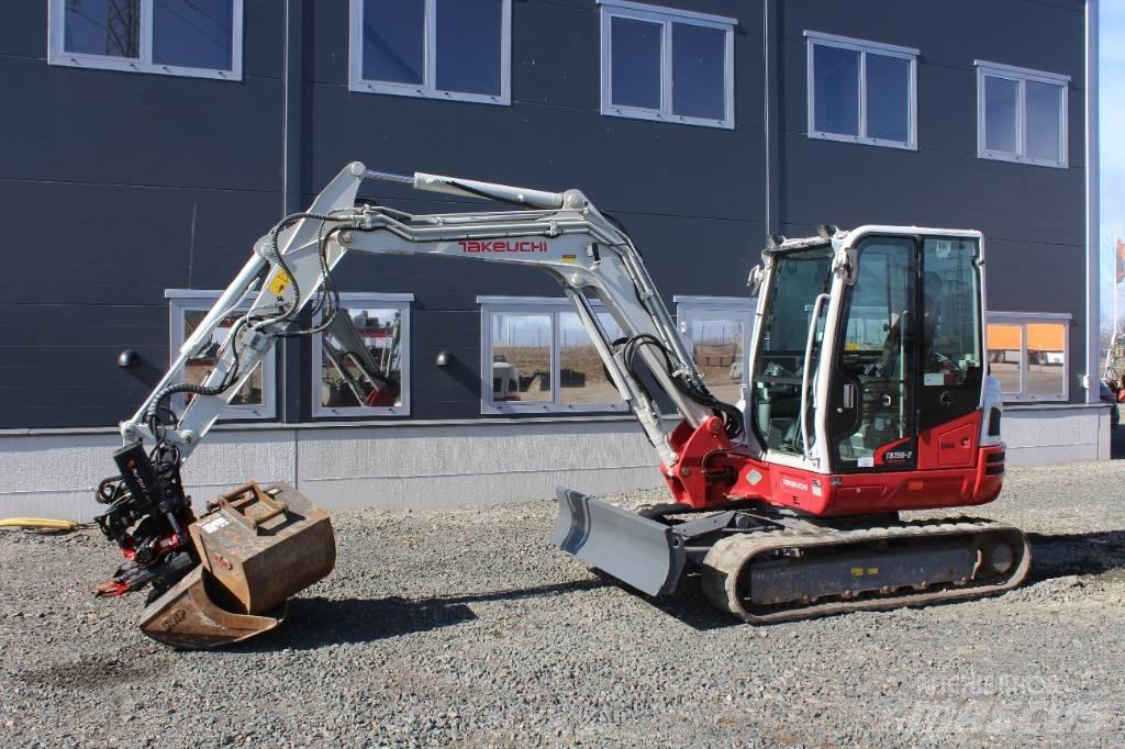 Takeuchi TB 250 Minigrävare < 7t