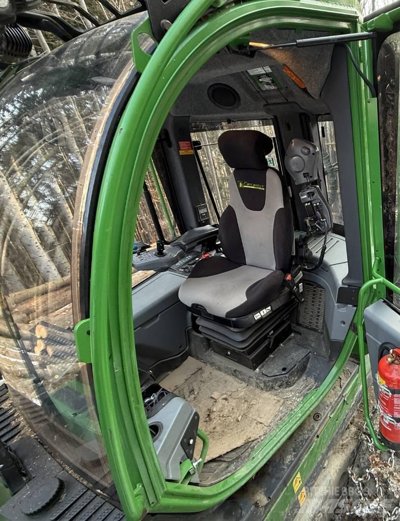 John Deere 1010G Skotare