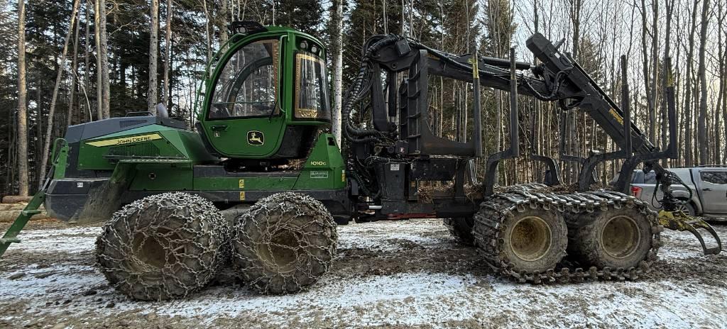 John Deere 1010G Skotare