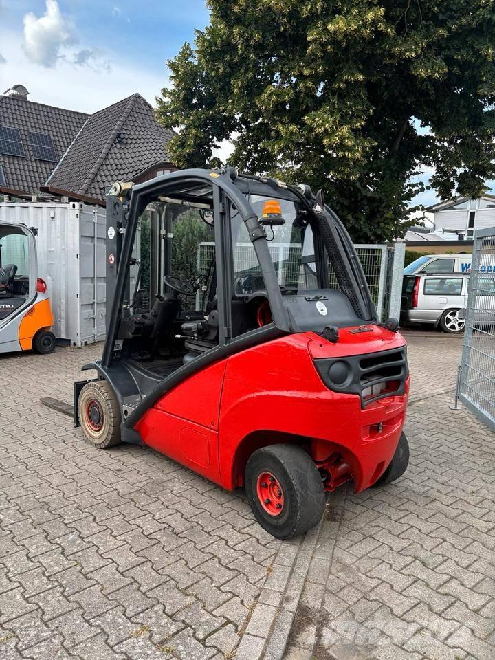 Linde H 25 T Gasolmotviktstruckar