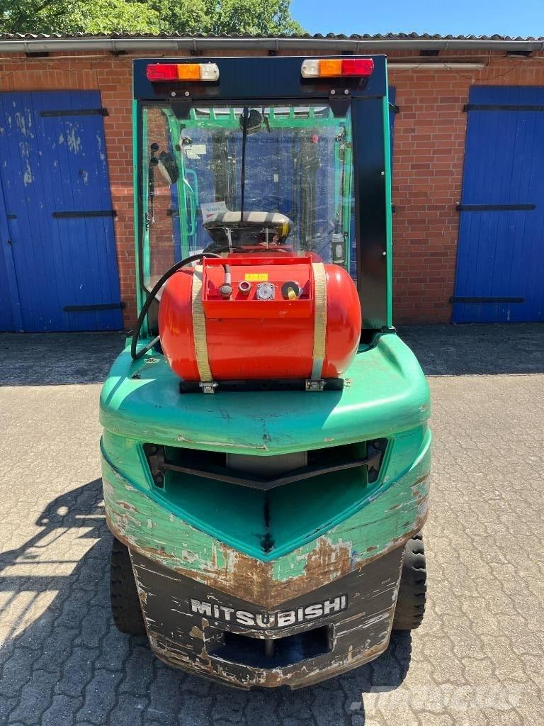 Mitsubishi FG 35 N Gasolmotviktstruckar