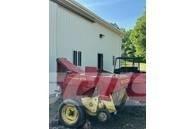 New Holland 273 Fyrkantspressar