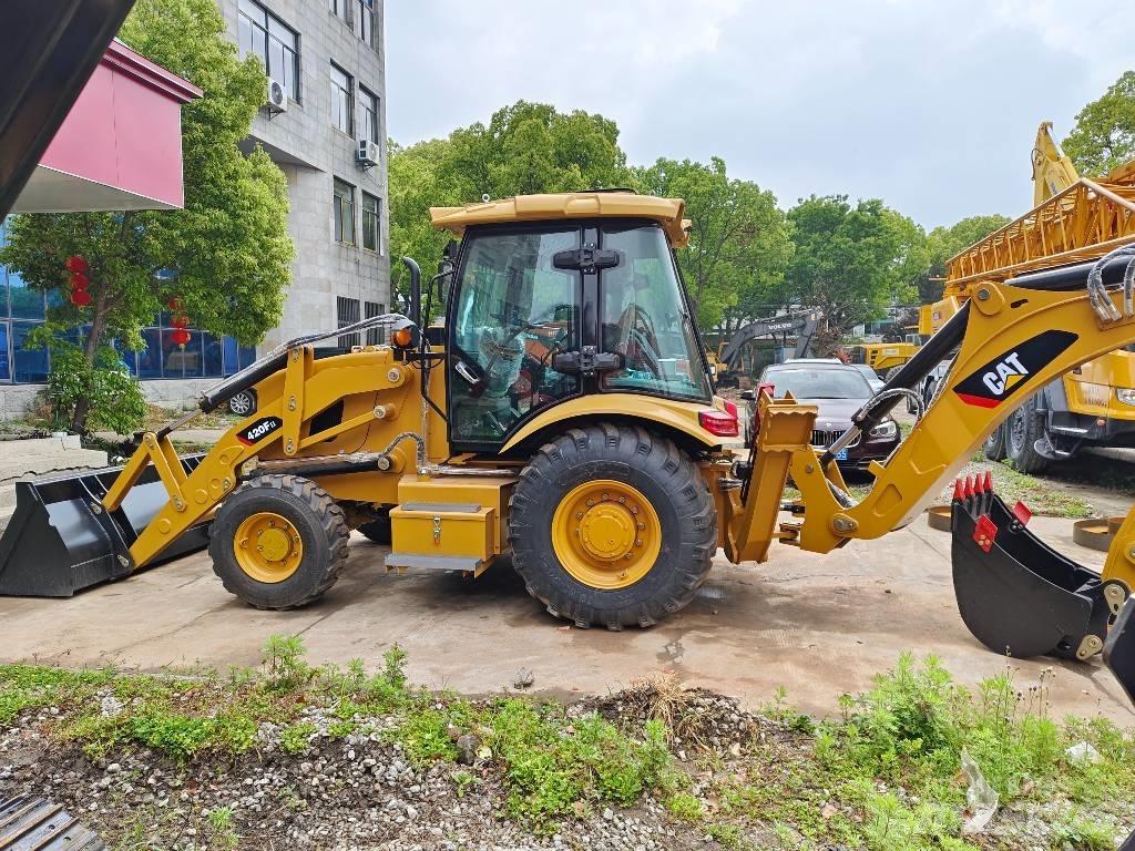 CAT 420 F Grävlastare
