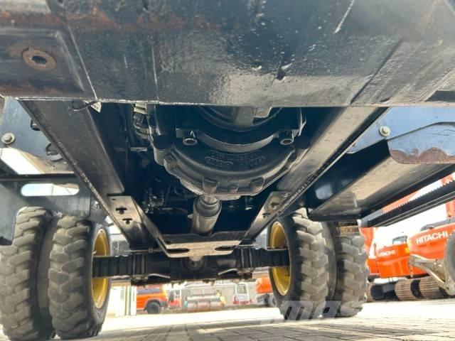 Yanmar TW110W Hjulgrävare