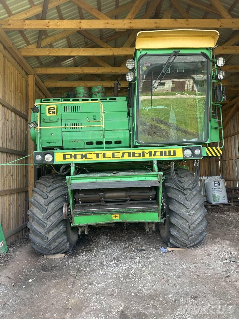 DON 1500B Skördetröskor