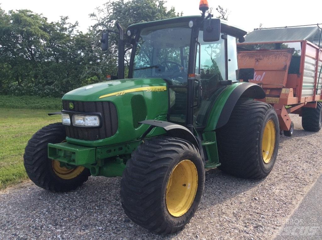 John Deere 5720 Traktorer