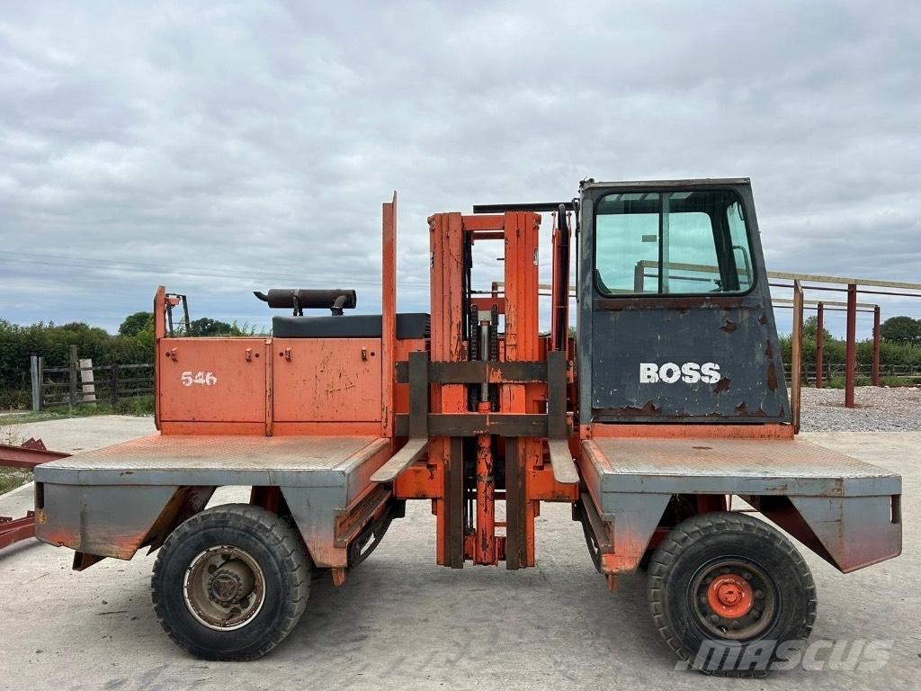 Boss 546 Sidlastare