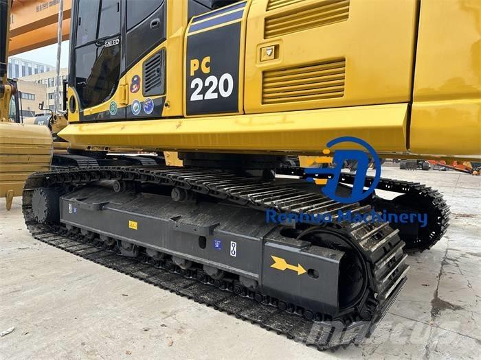 Komatsu PC 220-8 Bandgrävare