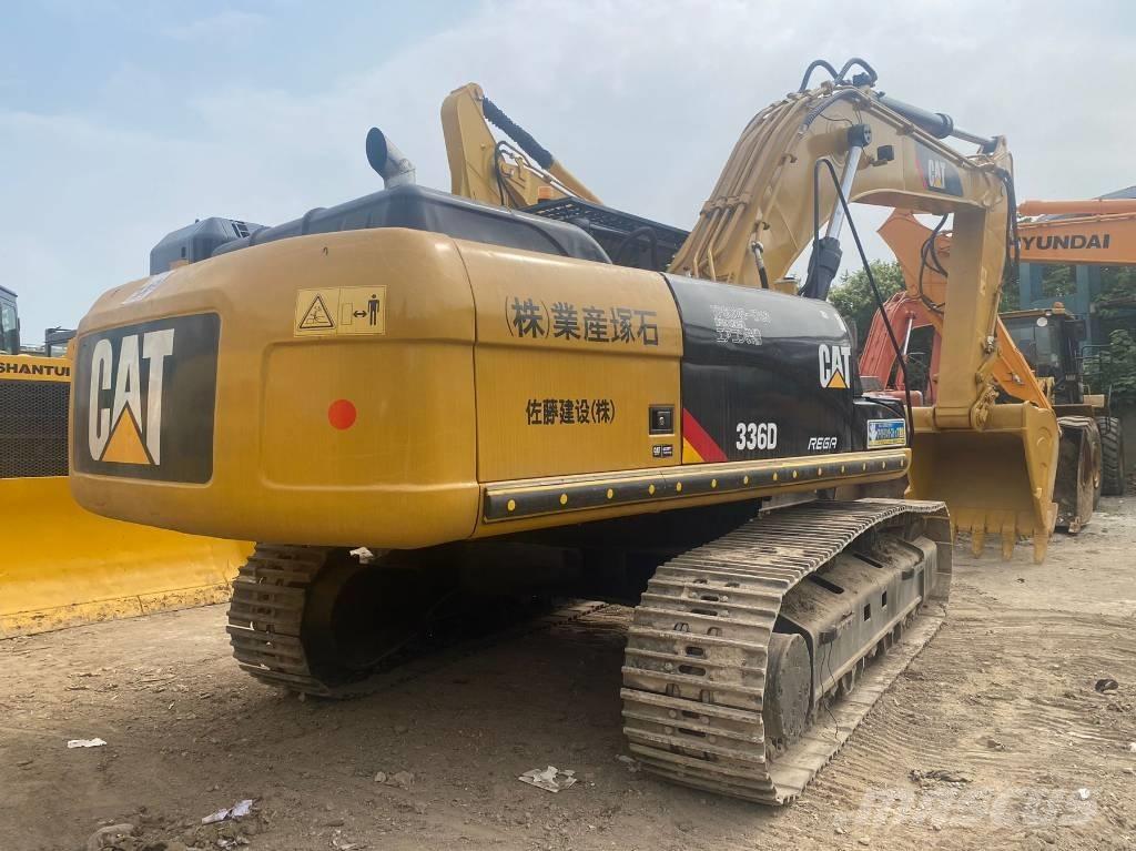 CAT 336 D Bandgrävare