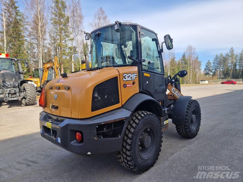CASE 321 F Hjullastare