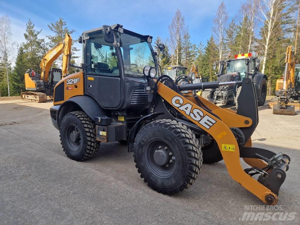 CASE 321 F Hjullastare