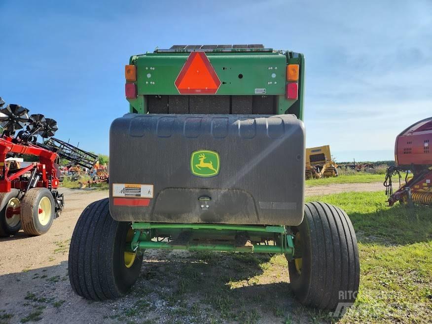 John Deere 450 M Rundbalspressar