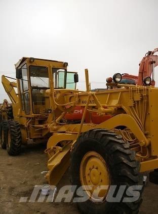 Komatsu GD 661 Väghyvlar