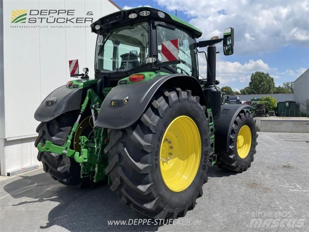John Deere 6250R Traktorer