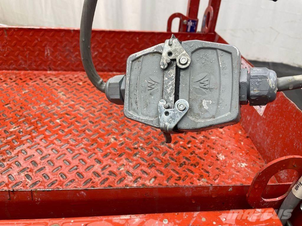 SkyJack SJ3219 Saxliftar