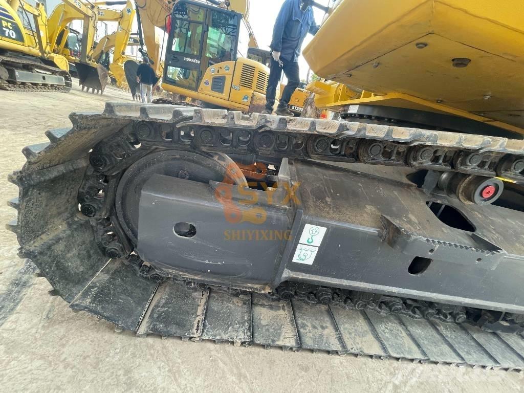 Komatsu PC 200-8 Bandgrävare
