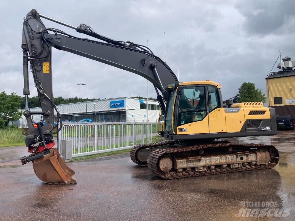 Volvo EC 220 DL Bandgrävare