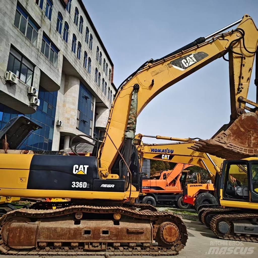 CAT 336 D Bandgrävare