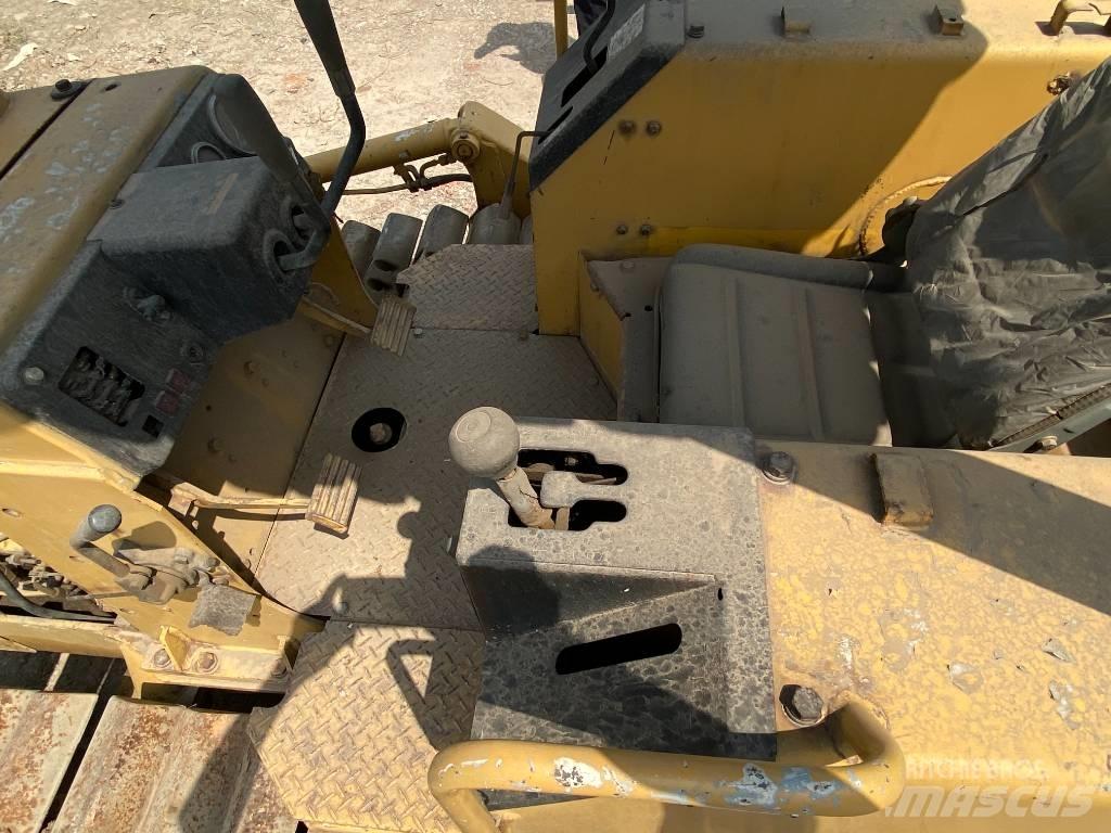 Komatsu D21P-6 Bandschaktare