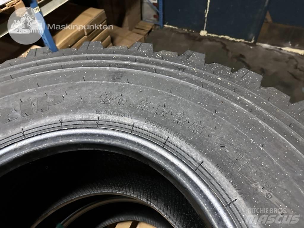 Nokian Load grip L-3 Däck, hjul och fälgar