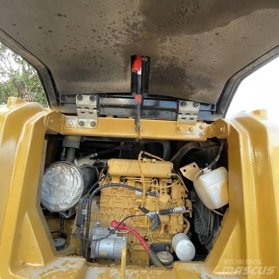 CAT 306E2 Bandgrävare